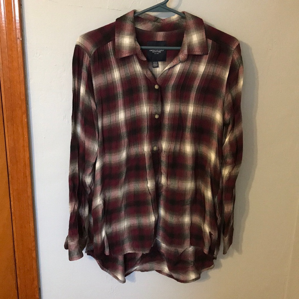 American Eagle pull over plaid shirt